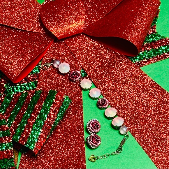 Sabika Glowing Vienna Rose Bracelet & Grace Studs - Picture 4 of 7